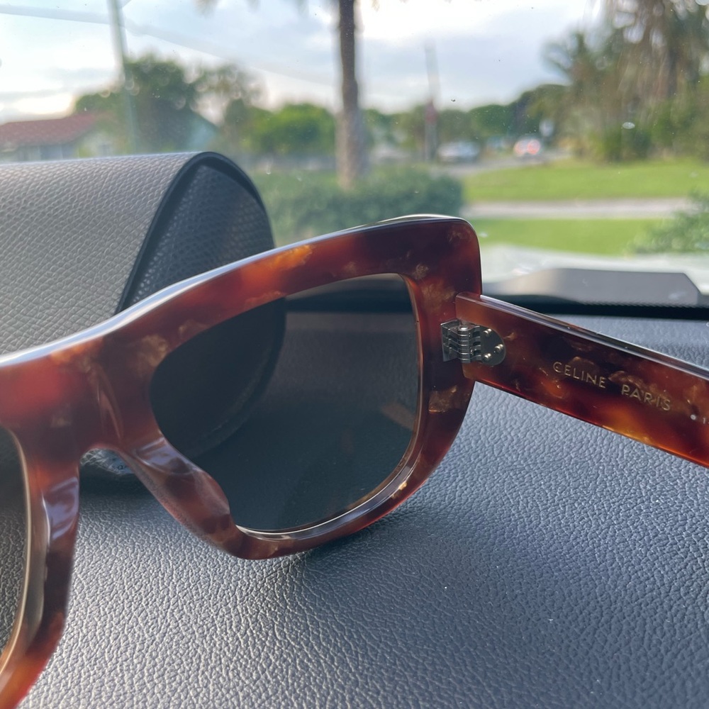100% AUTHENTIC CELINE CL40157U HAVANA/BROWN GRADIENT SUNGLASSES - Picture 6 of 16